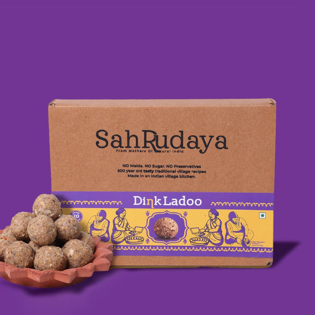 Dink Laddoo (Sweetened with Dates)